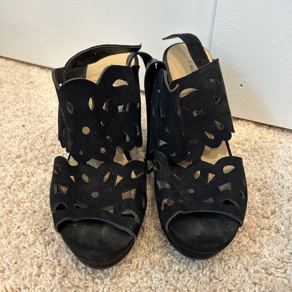 Chinese Laundry Wedges